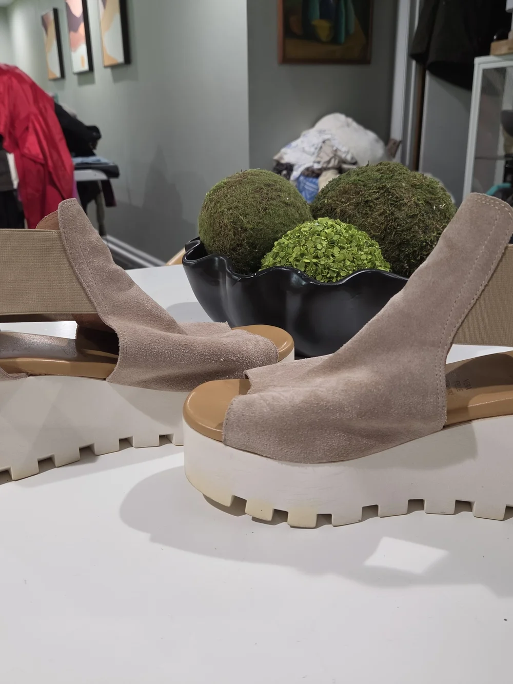 Ethem Vera Pelle Suede Platform Wedge Sandals Taupe 41. US 10